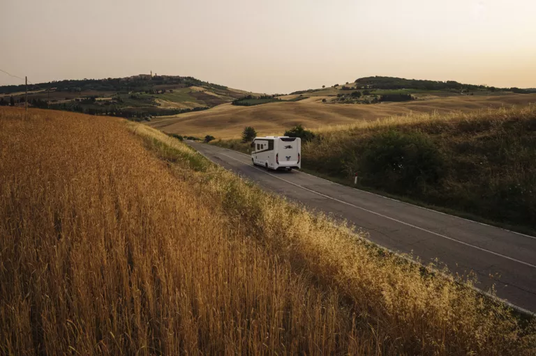 2023 Korbinian Seifert Photography Lifestyle Automotive Caravan Laika Kreos 07